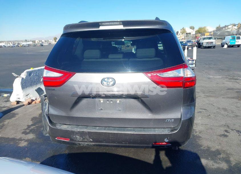 Photo 16 of 2015 Toyota Sienna XLE 8 PASSENGER (VIN 5TDYK3DC4FS576442)