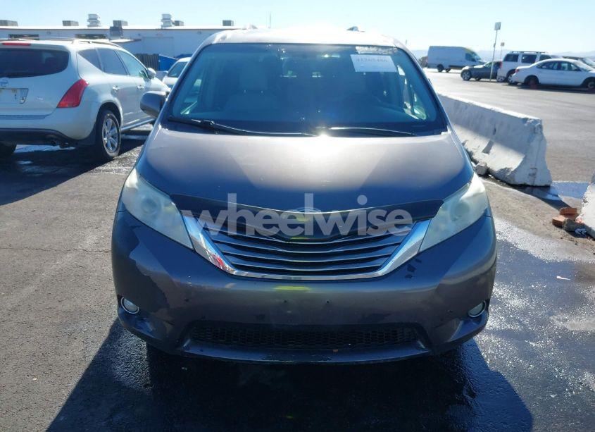 Photo 6 of 2015 Toyota Sienna XLE 8 PASSENGER (VIN 5TDYK3DC4FS576442)