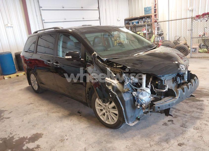 2015 Toyota Sienna LIMITED 7 PASSENGER/LIMITED PREMIUM 7 PASSENGER/XLE 7 PASSENGER/XLE 8 PASSENGER (VIN 5TDYK3DC4FS619340) main photo