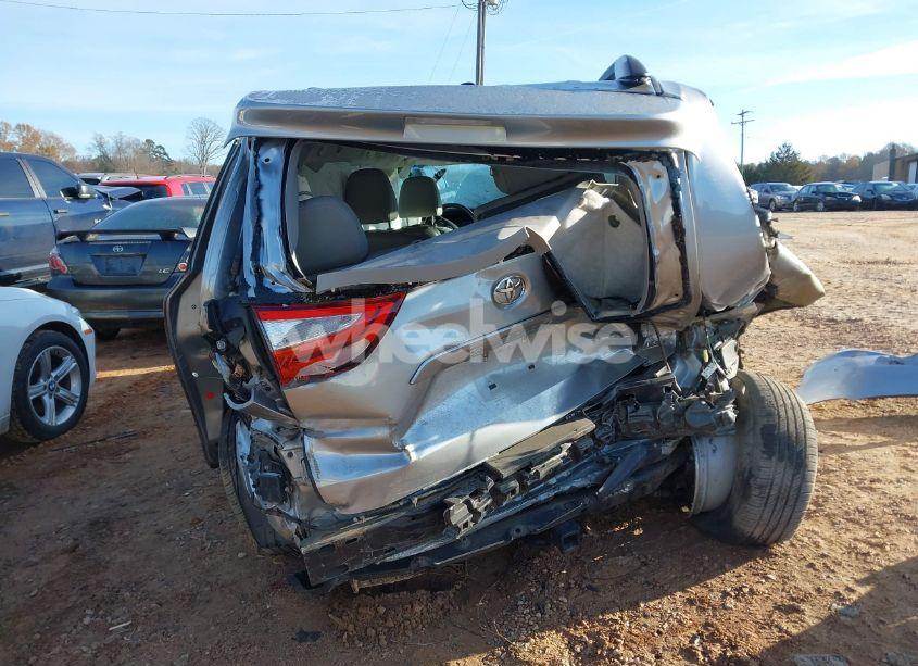 Photo 17 of 2015 Toyota Sienna XLE 8 PASSENGER (VIN 5TDYK3DC4FS628667)