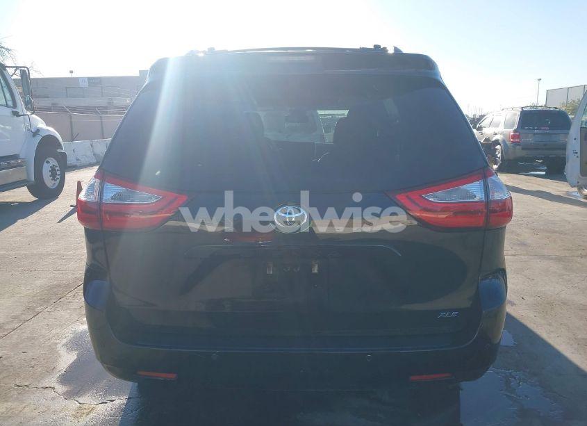 Photo 16 of 2015 Toyota Sienna XLE/LIMITED (VIN 5TDYK3DC4FS654170)