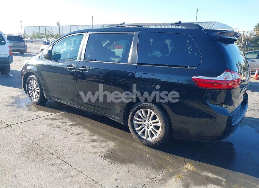 Photo 3 of 2015 Toyota Sienna XLE/LIMITED (VIN 5TDYK3DC4FS654170)