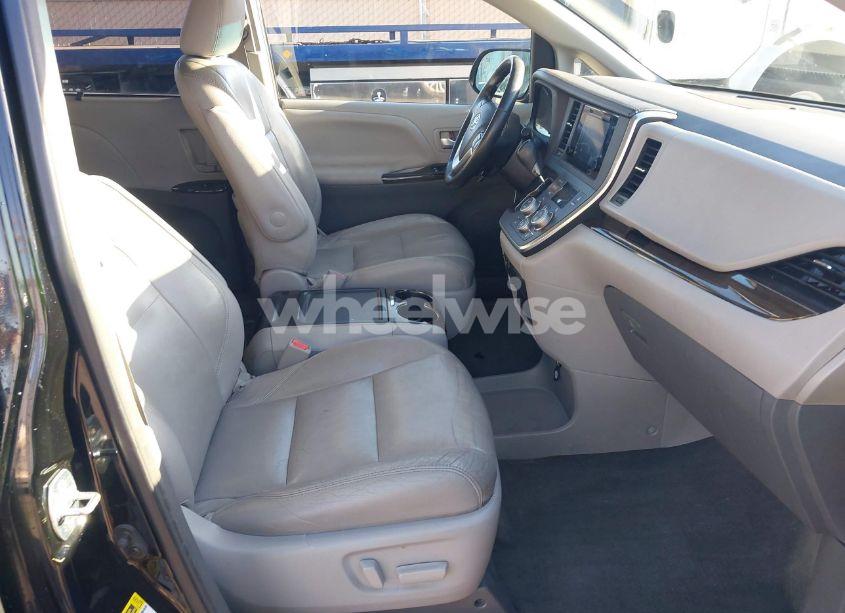 Photo 5 of 2015 Toyota Sienna XLE/LIMITED (VIN 5TDYK3DC4FS654170)