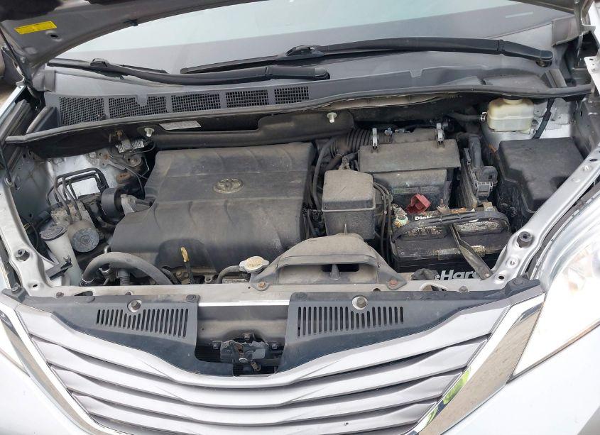Photo 10 of 2016 Toyota Sienna XLE/LIMITED (VIN 5TDYK3DC4GS759535)