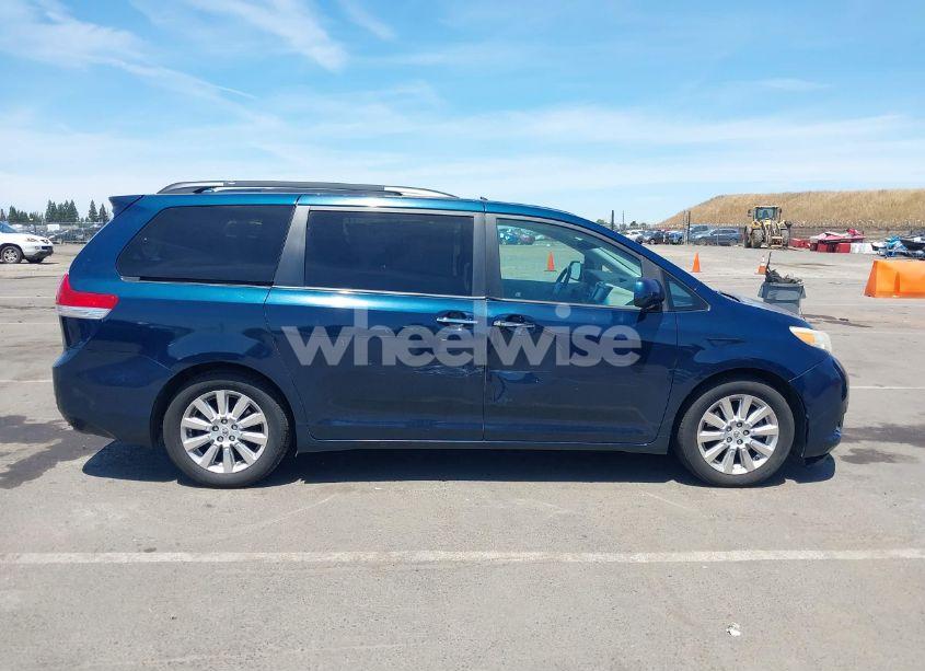 Photo 13 of 2011 Toyota Sienna LIMITED V6 (VIN 5TDYK3DC5BS038262)