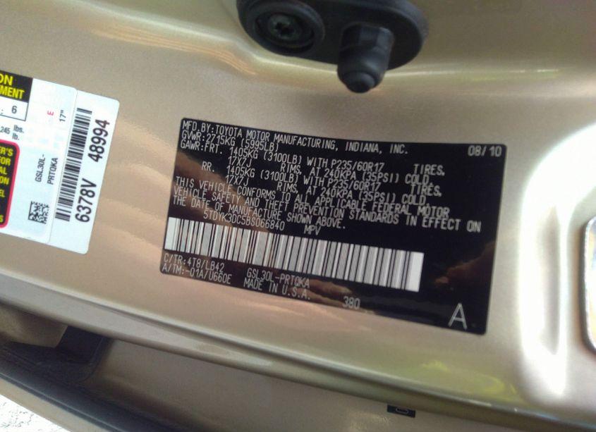 Photo 9 of 2011 Toyota Sienna XLE V6 (VIN 5TDYK3DC5BS066840)