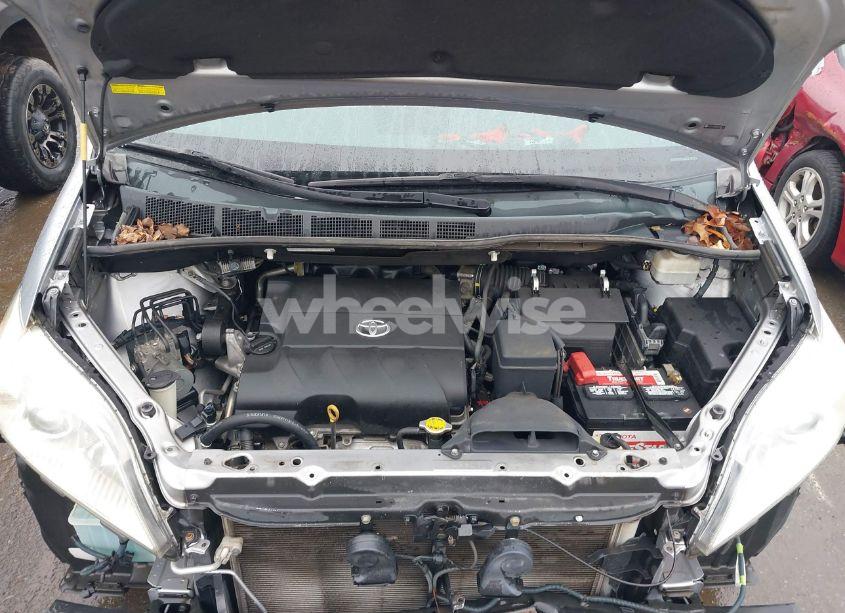 Photo 10 of 2012 Toyota Sienna XLE/LIMITED (VIN 5TDYK3DC5CS198711)