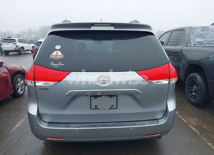 Photo 16 of 2012 Toyota Sienna XLE/LIMITED (VIN 5TDYK3DC5CS198711)