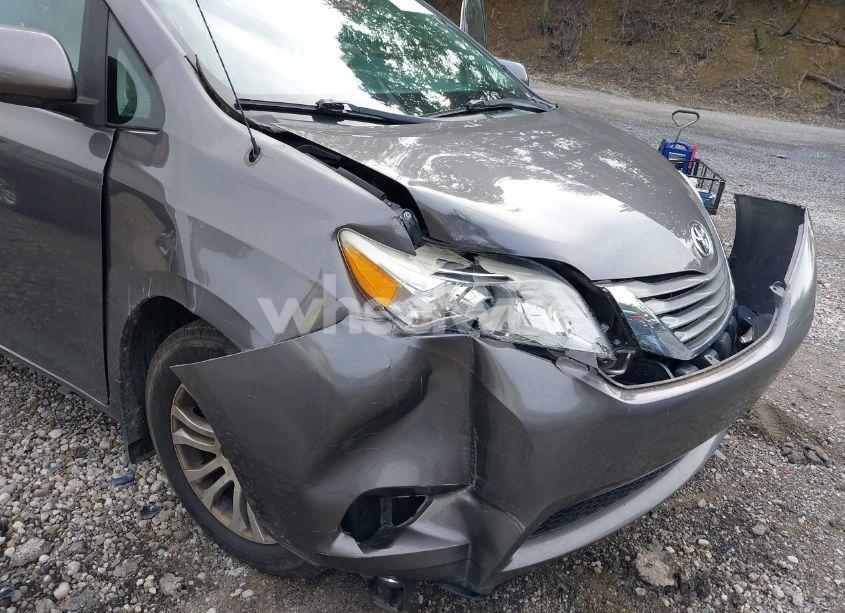 Photo 12 of 2012 Toyota Sienna XLE V6 8 PASSENGER (VIN 5TDYK3DC5CS224787)