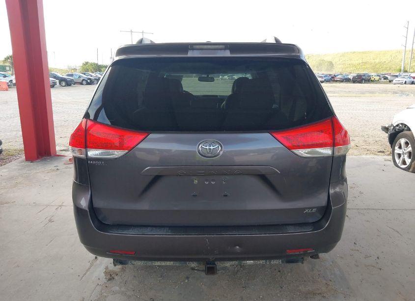 Photo 16 of 2012 Toyota Sienna XLE V6 8 PASSENGER (VIN 5TDYK3DC5CS229133)