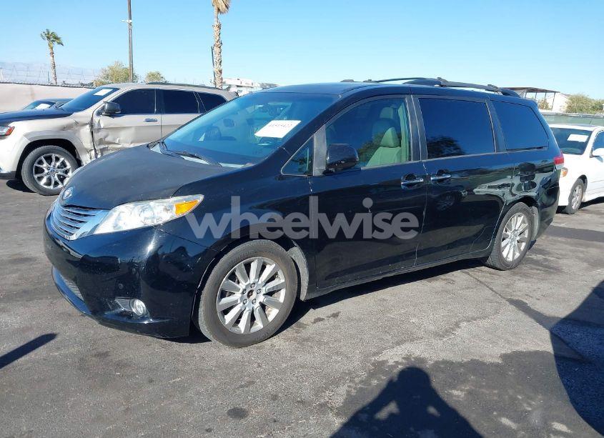 Photo 2 of 2012 Toyota Sienna XLE/LIMITED (VIN 5TDYK3DC5CS268322)