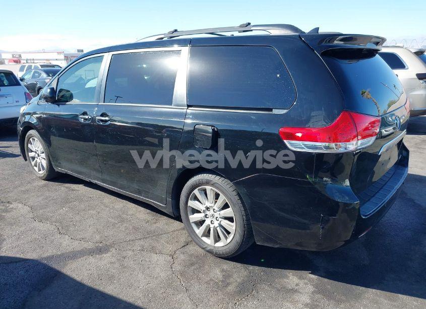 Photo 3 of 2012 Toyota Sienna XLE/LIMITED (VIN 5TDYK3DC5CS268322)