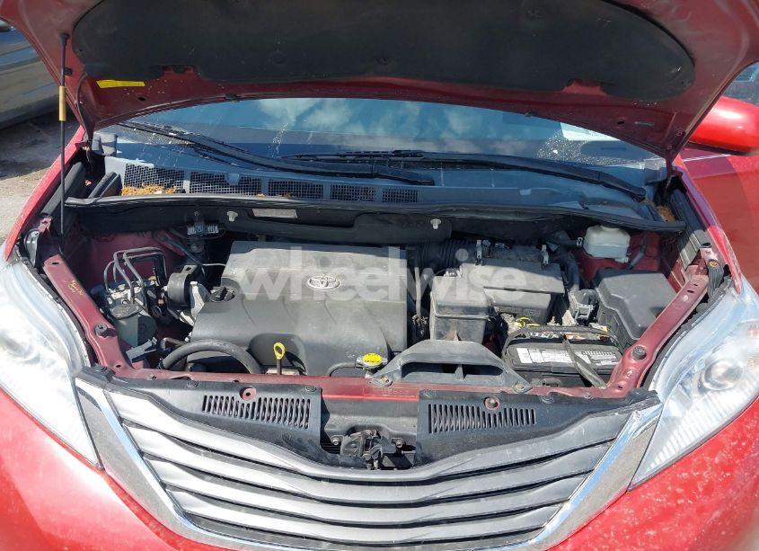 Photo 10 of 2013 Toyota Sienna XLE V6 8 PASSENGER (VIN 5TDYK3DC5DS398375)