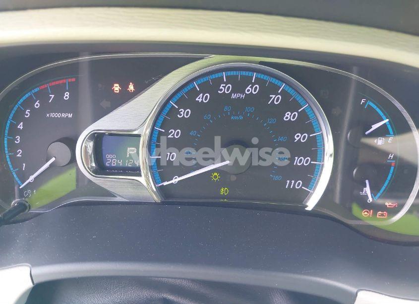 Photo 7 of 2013 Toyota Sienna XLE V6 8 PASSENGER (VIN 5TDYK3DC5DS398375)