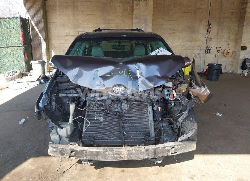 Photo 13 of 2014 Toyota Sienna XLE V6 8 PASSENGER (VIN 5TDYK3DC5ES433949)