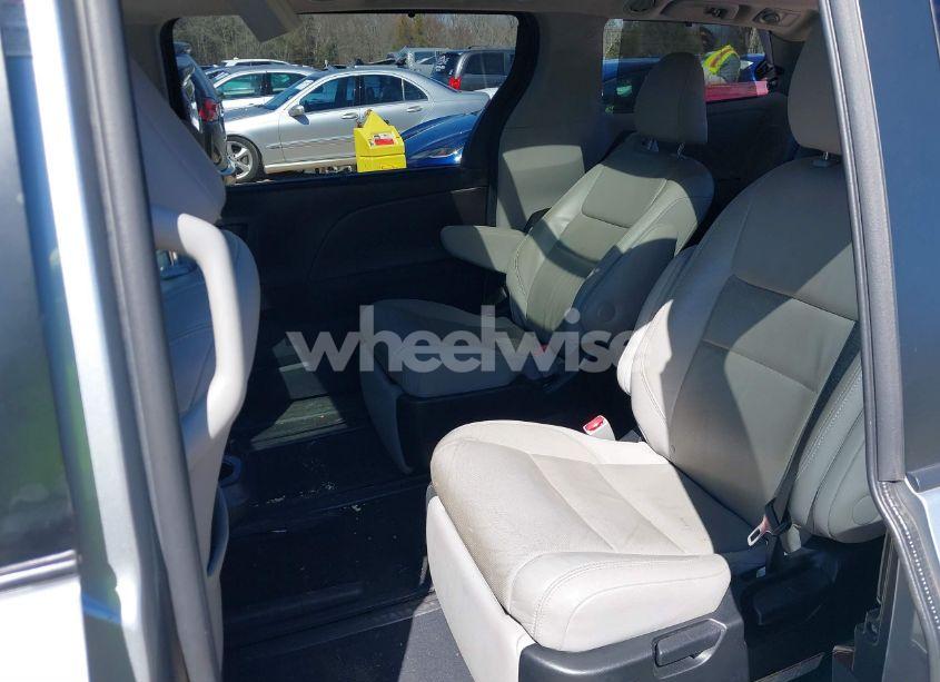 Photo 8 of 2015 Toyota Sienna LIMITED PREMIUM 7 PASSENGER (VIN 5TDYK3DC5FS627155)