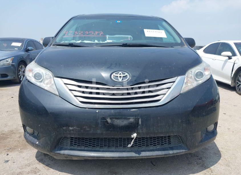 Photo 12 of 2016 Toyota Sienna LIMITED 7 PASSENGER/LIMITED PREMIUM 7 PASSENGER/XLE 7 PASSENGER/XLE 8 PASSENGER (VIN 5TDYK3DC5GS703586)