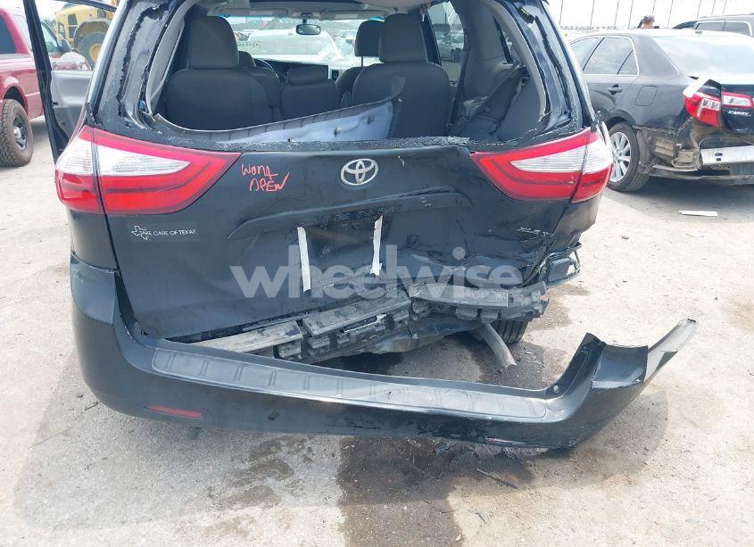 Photo 6 of 2016 Toyota Sienna LIMITED 7 PASSENGER/LIMITED PREMIUM 7 PASSENGER/XLE 7 PASSENGER/XLE 8 PASSENGER (VIN 5TDYK3DC5GS703586)