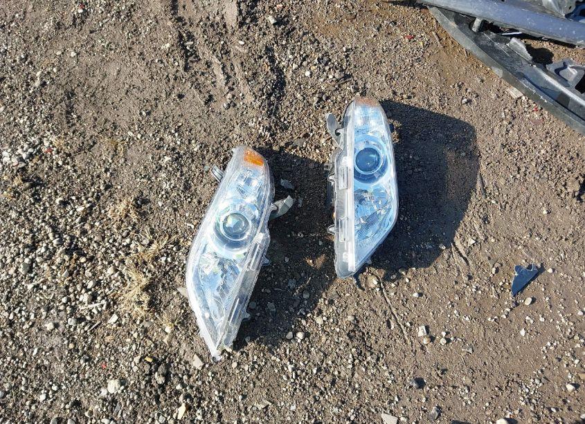 Photo 18 of 2011 Toyota Sienna XLE V6 (VIN 5TDYK3DC6BS035547)