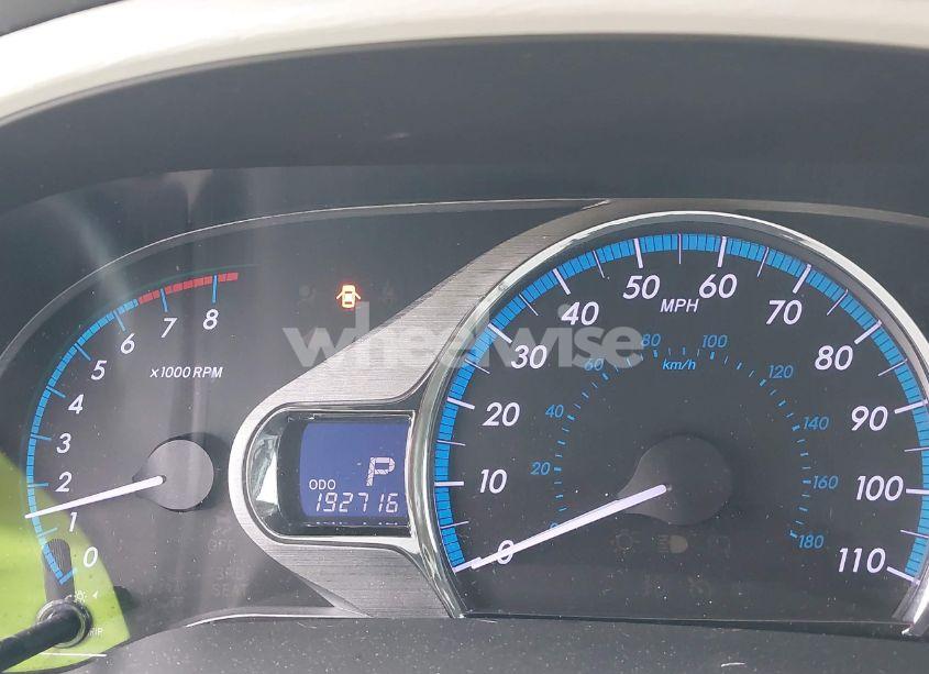 Photo 16 of 2011 Toyota Sienna XLE V6 (VIN 5TDYK3DC6BS134997)