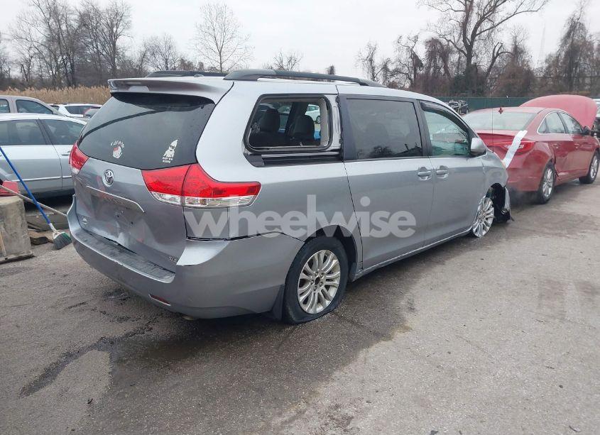 Photo 4 of 2012 Toyota Sienna XLE/LIMITED (VIN 5TDYK3DC6CS229450)