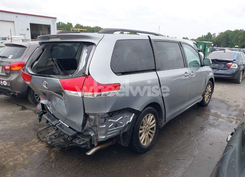Photo 4 of 2012 Toyota Sienna XLE V6 8 PASSENGER (VIN 5TDYK3DC6CS243008)