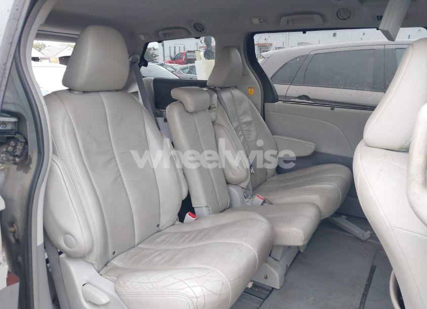 Photo 8 of 2012 Toyota Sienna XLE V6 8 PASSENGER (VIN 5TDYK3DC6CS243008)