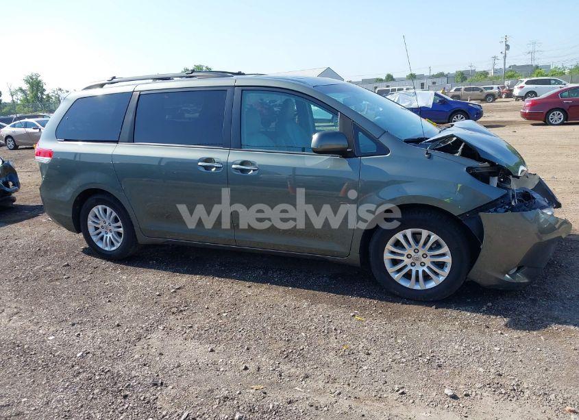 Photo 14 of 2014 Toyota Sienna XLE V6 8 PASSENGER (VIN 5TDYK3DC6ES414892)