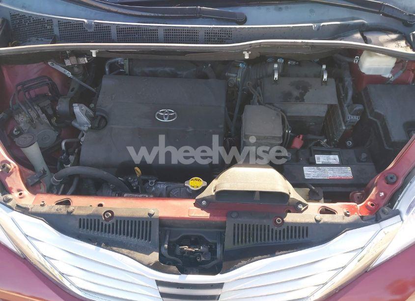 Photo 10 of 2014 Toyota Sienna XLE/LIMITED (VIN 5TDYK3DC6ES440358)