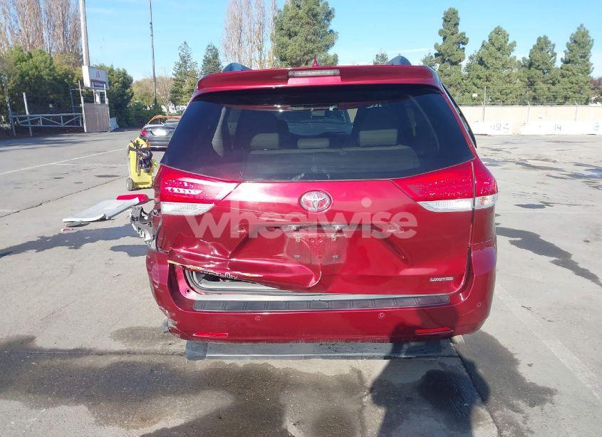 Photo 17 of 2014 Toyota Sienna XLE/LIMITED (VIN 5TDYK3DC6ES440358)