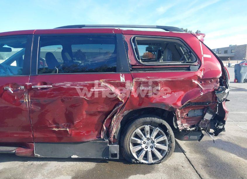 Photo 6 of 2014 Toyota Sienna XLE/LIMITED (VIN 5TDYK3DC6ES440358)