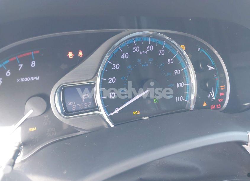 Photo 7 of 2014 Toyota Sienna XLE/LIMITED (VIN 5TDYK3DC6ES440358)