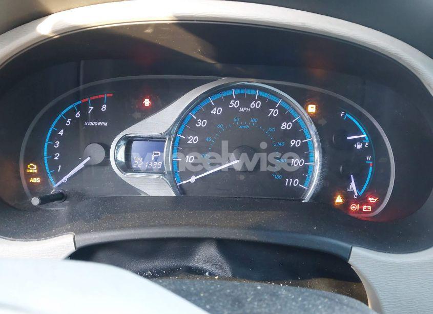 Photo 7 of 2014 Toyota Sienna XLE V6 8 PASSENGER (VIN 5TDYK3DC6ES450243)
