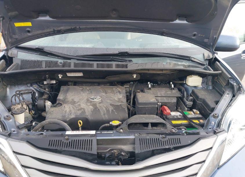 Photo 10 of 2014 Toyota Sienna XLE/LIMITED (VIN 5TDYK3DC6ES506178)