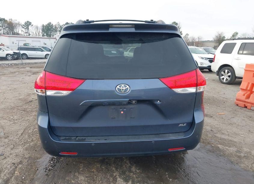Photo 16 of 2014 Toyota Sienna XLE/LIMITED (VIN 5TDYK3DC6ES506178)