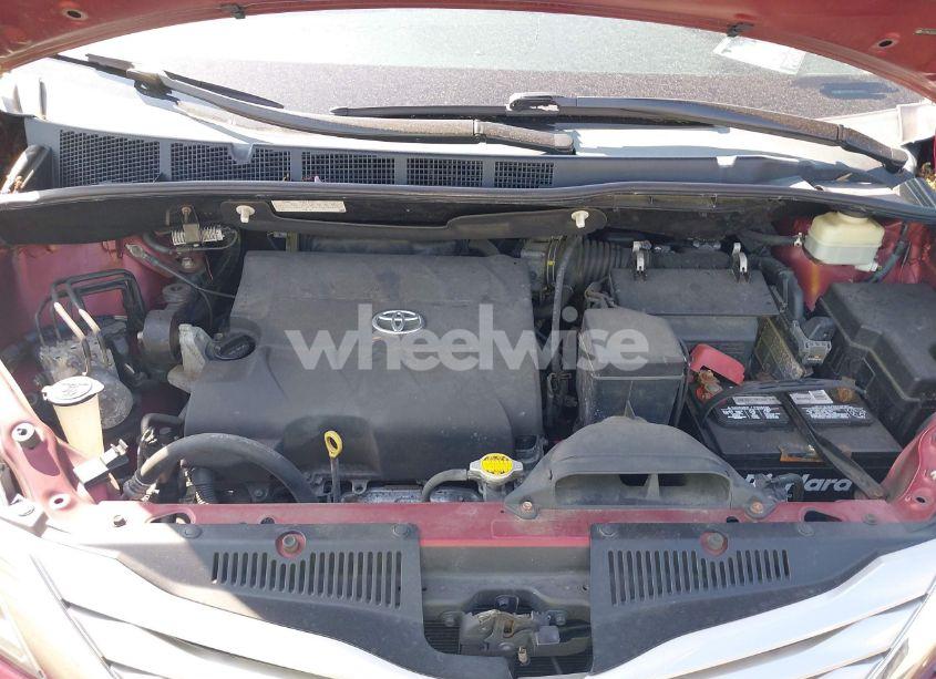 Photo 10 of 2015 Toyota Sienna LIMITED PREMIUM 7 PASSENGER (VIN 5TDYK3DC6FS593937)