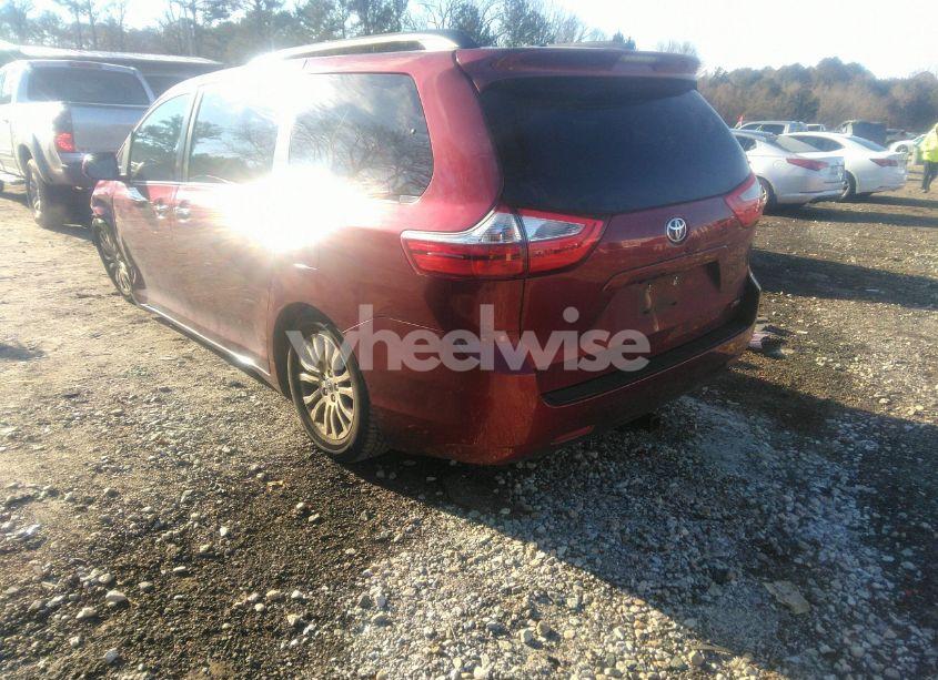 Photo 3 of 2015 Toyota Sienna XLE 8 PASSENGER (VIN 5TDYK3DC6FS649780)