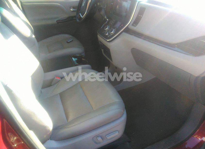 Photo 5 of 2015 Toyota Sienna XLE 8 PASSENGER (VIN 5TDYK3DC6FS649780)