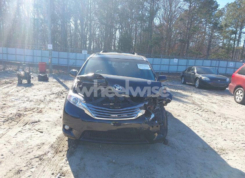 Photo 13 of 2016 Toyota Sienna XLE 8 PASSENGER (VIN 5TDYK3DC6GS711034)