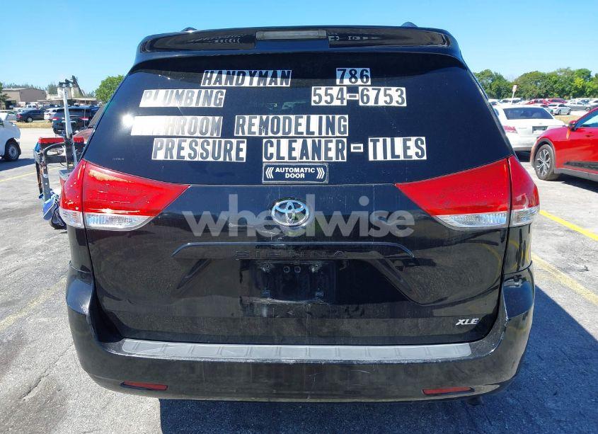 Photo 17 of 2011 Toyota Sienna XLE V6 (VIN 5TDYK3DC7BS163005)