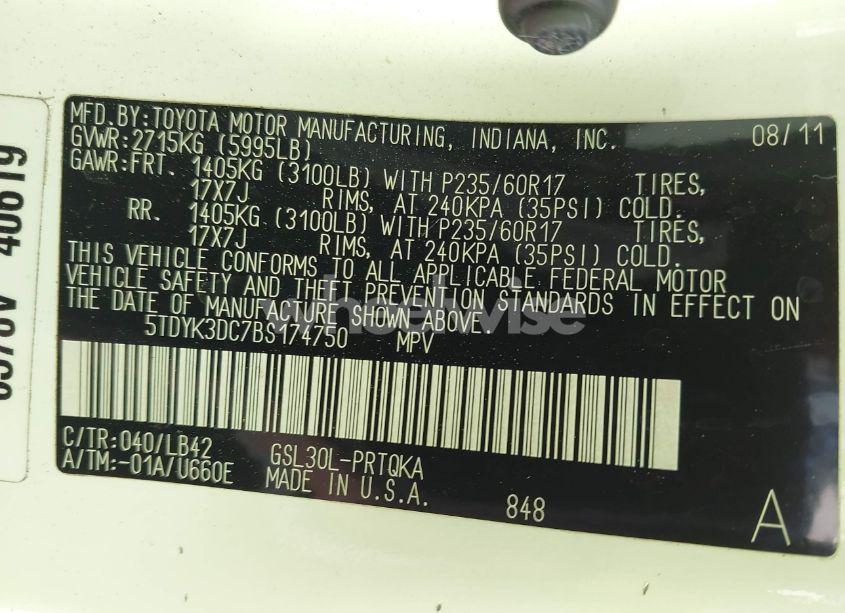 Photo 9 of 2011 Toyota Sienna XLE V6 (VIN 5TDYK3DC7BS174750)