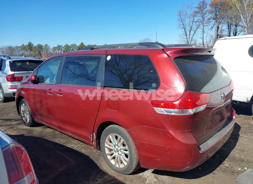 Photo 14 of 2012 Toyota Sienna XLE V6 8 PASSENGER (VIN 5TDYK3DC7CS179013)