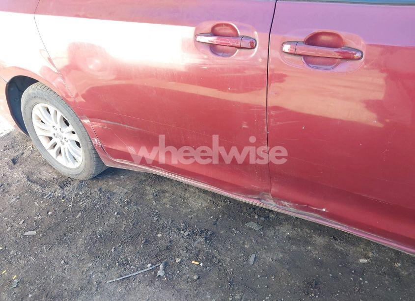 Photo 6 of 2012 Toyota Sienna XLE V6 8 PASSENGER (VIN 5TDYK3DC7CS179013)