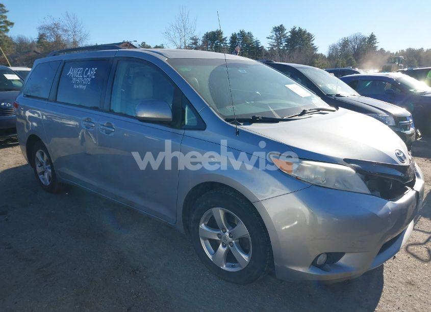 Photo 13 of 2012 Toyota Sienna XLE V6 8 PASSENGER (VIN 5TDYK3DC7CS213595)