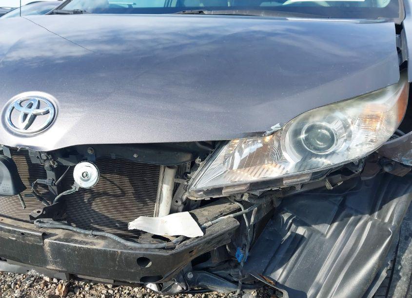 Photo 21 of 2012 Toyota Sienna XLE V6 8 PASSENGER (VIN 5TDYK3DC7CS228534)