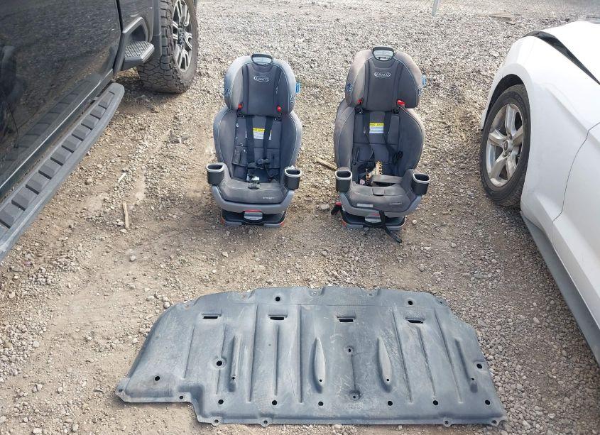 Photo 12 of 2012 Toyota Sienna XLE V6 8 PASSENGER (VIN 5TDYK3DC7CS256737)