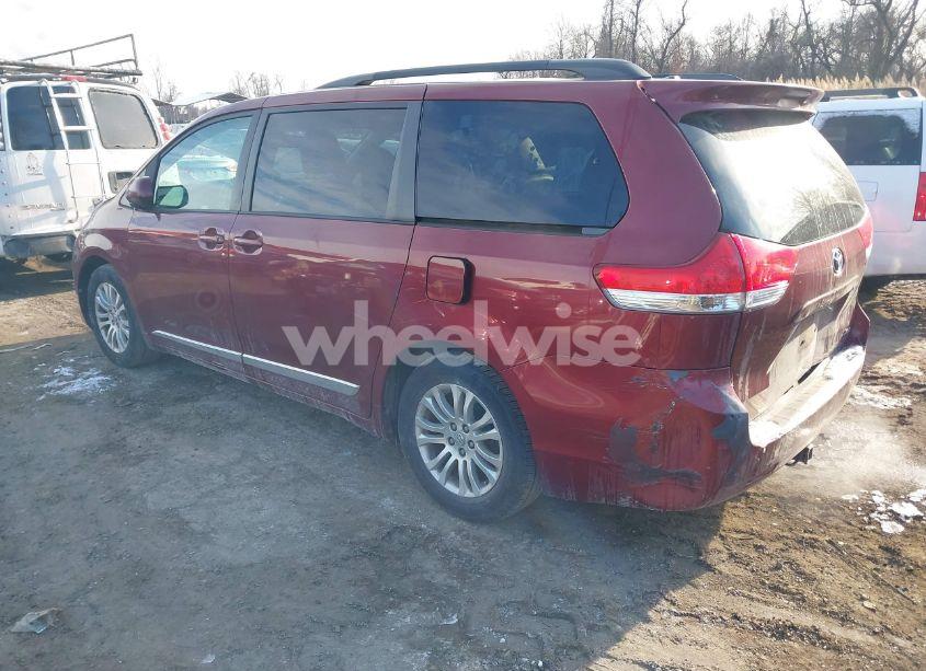 Photo 3 of 2012 Toyota Sienna XLE V6 8 PASSENGER (VIN 5TDYK3DC7CS269522)