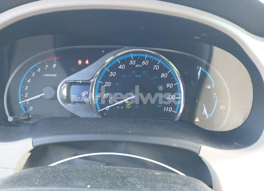 Photo 7 of 2012 Toyota Sienna XLE V6 8 PASSENGER (VIN 5TDYK3DC7CS269522)