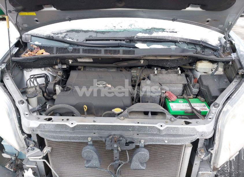 Photo 10 of 2013 Toyota Sienna XLE/LIMITED (VIN 5TDYK3DC7DS294342)