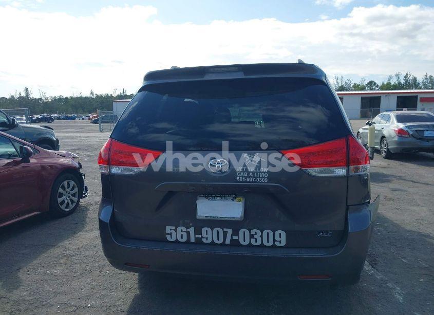 Photo 16 of 2014 Toyota Sienna XLE V6 8 PASSENGER (VIN 5TDYK3DC7ES441812)